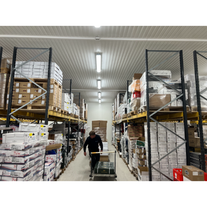 GRIPEN FREEZE LED LUMINAIRE 71W/1500mm 5000K - 10600lm - IP66 Double end input GRIPEN FREEZE LED LUMINAIRE 71W/1500mm 5000K - 10600lm - IP66 Double end input