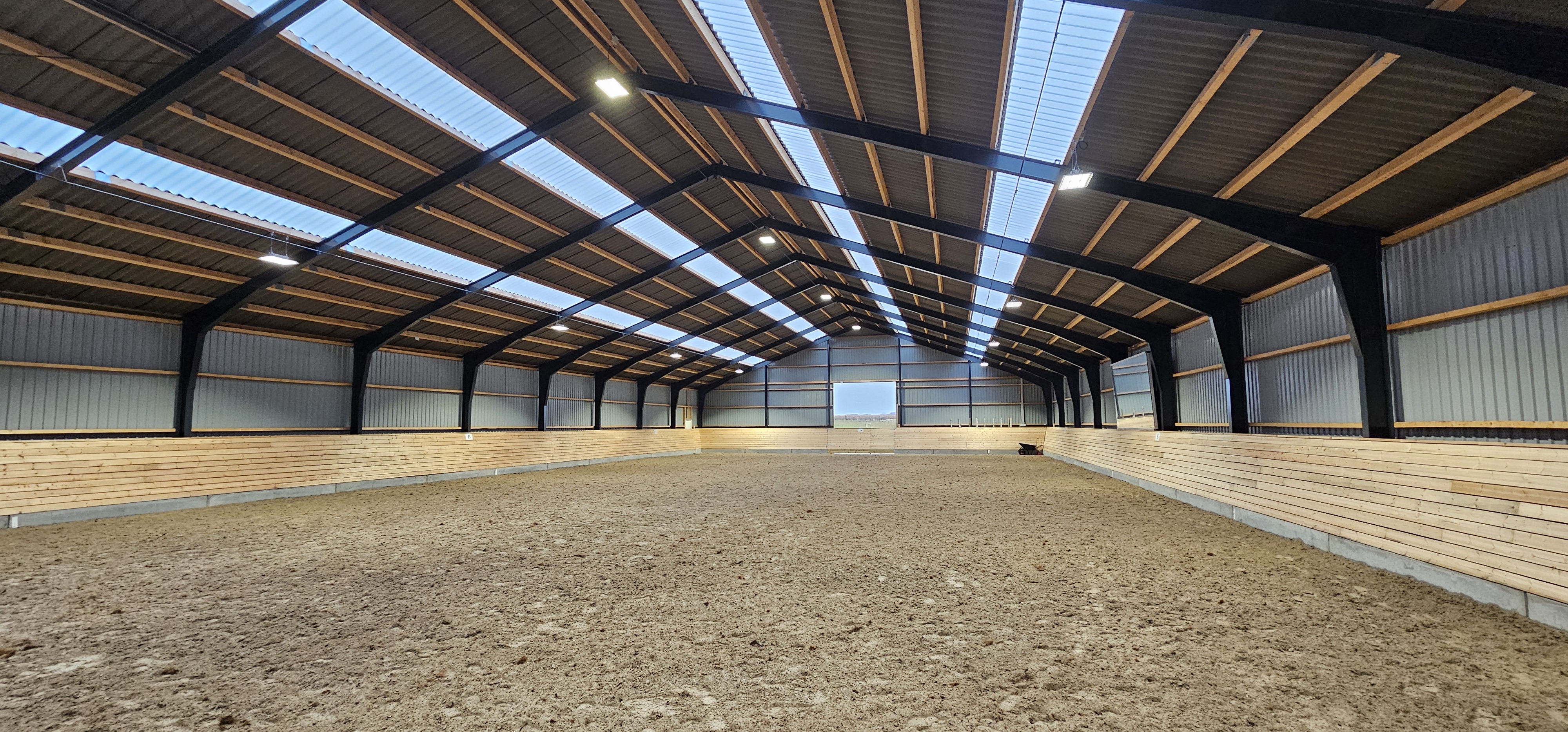 Hestestald belysning detalje — RN Solutions